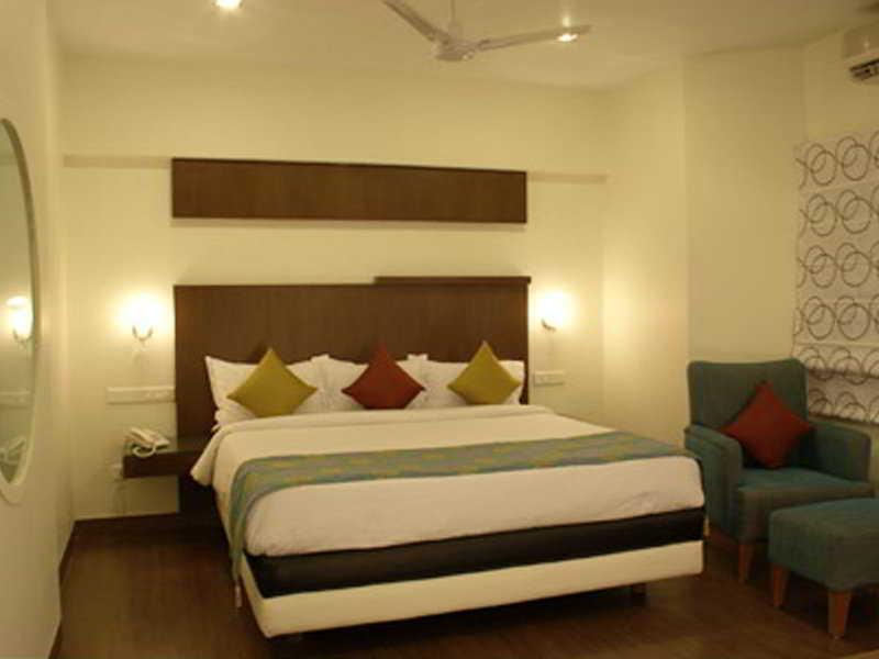 Oyster Suites Hyderabad Exterior photo