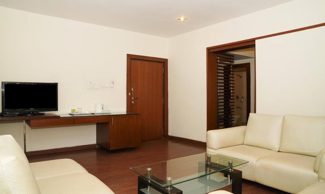 Oyster Suites Hyderabad Exterior photo