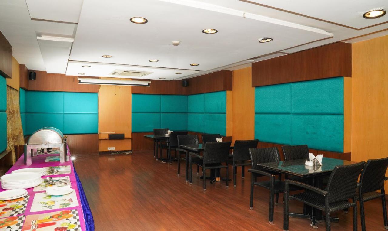 Oyster Suites Hyderabad Exterior photo